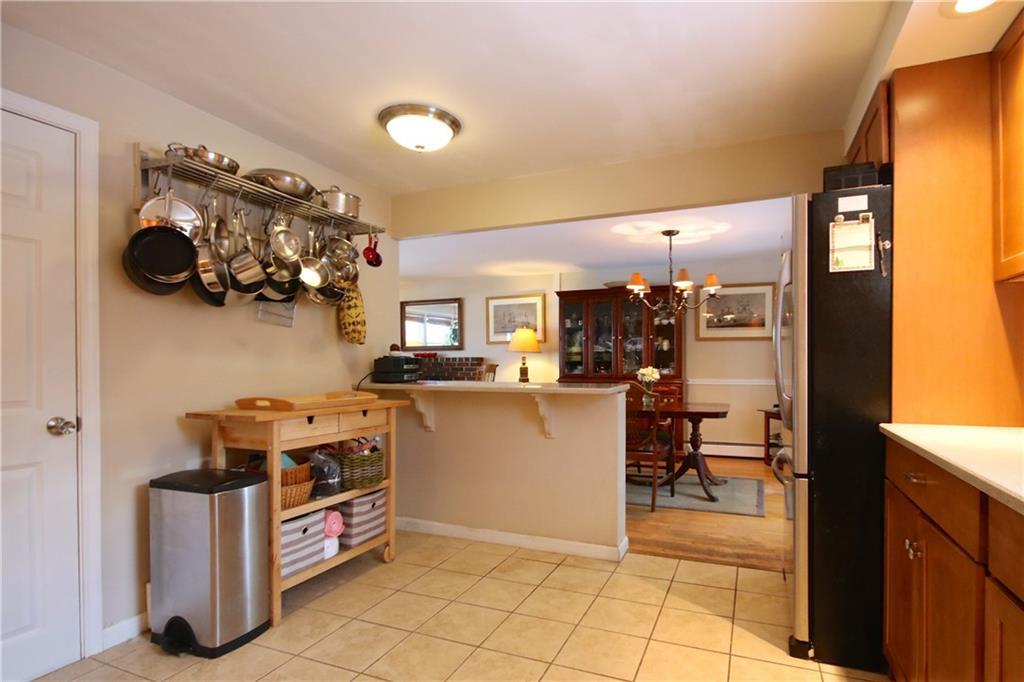 456 North Road Yarmouth, ME 04096 - Photo 11 of 35 Kitchen