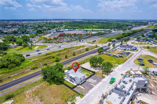 $2,000 | 21845 Goulds Avenue, Unit 202, Miami, FL 33170