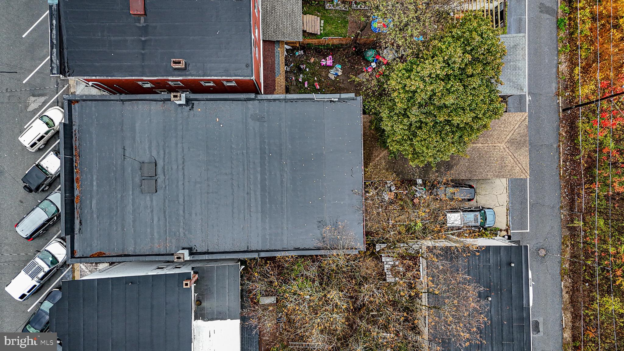 231 East Ridge Street Lansford, PA 18232 - Photo 5 of 7