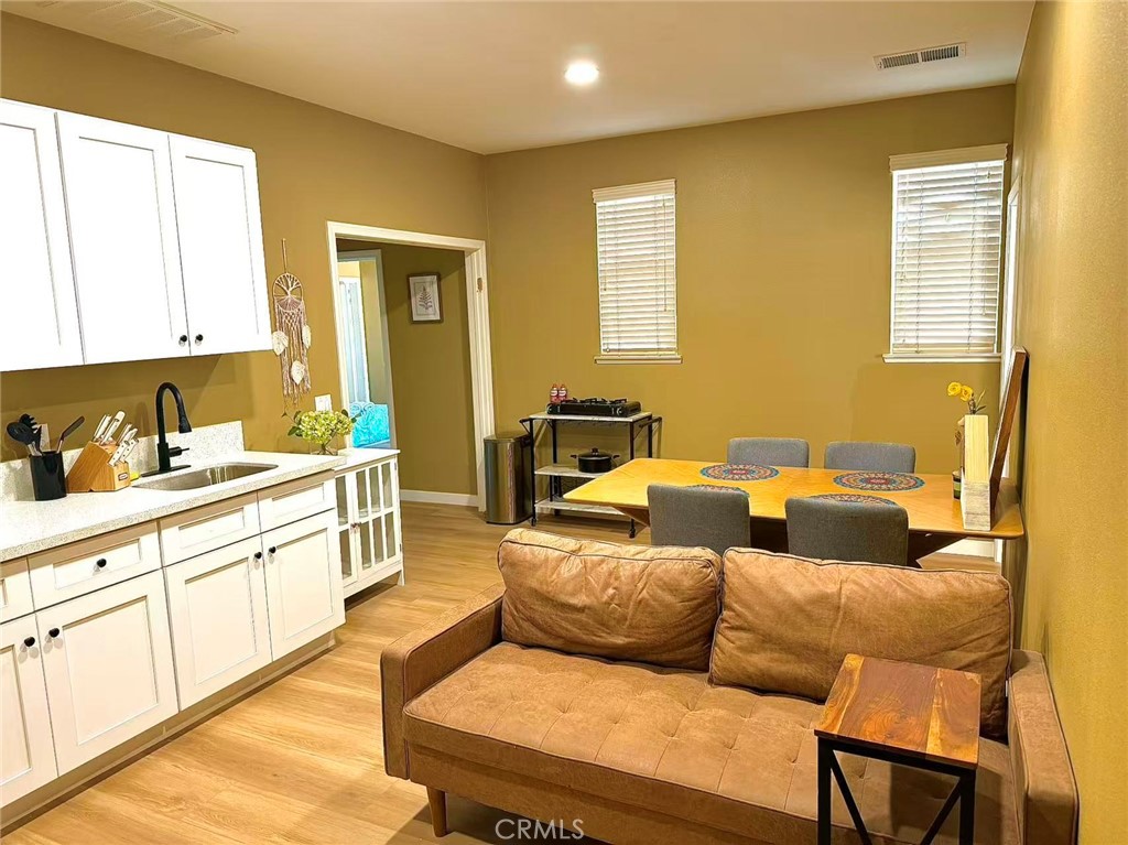 6805 Edinburgh Road Eastvale, CA 92880 - Photo 19 of 47