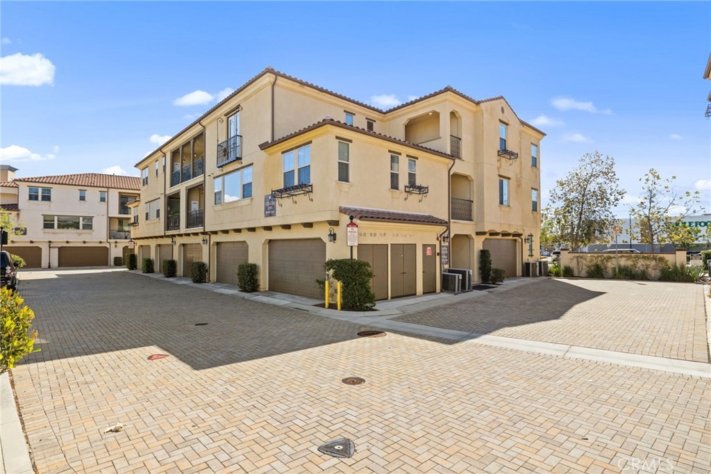 3378 Merida Lane Brea, CA 92823 - Photo 12 of 35