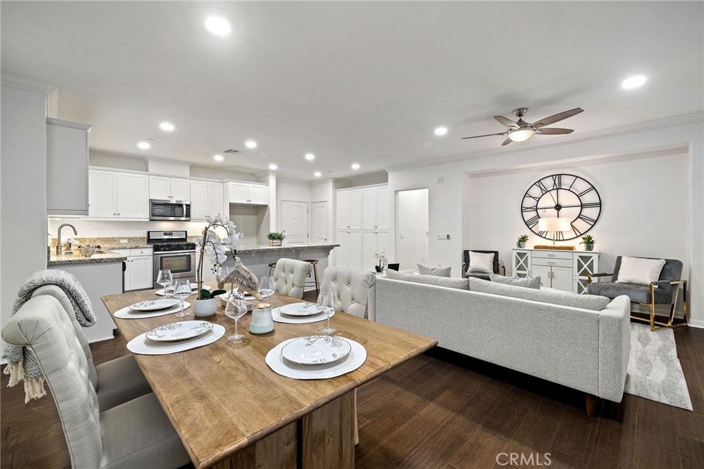 3378 Merida Lane Brea, CA 92823 - Photo 5 of 35