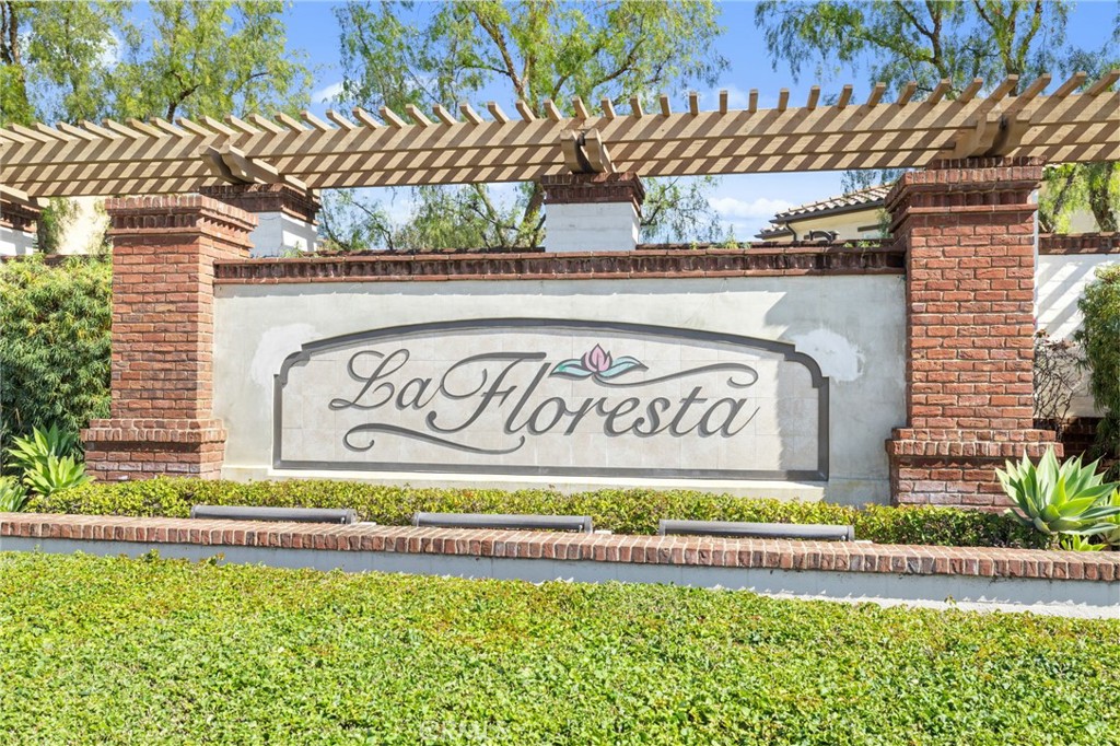 3378 Merida Lane Brea, CA 92823 - Photo 8 of 35