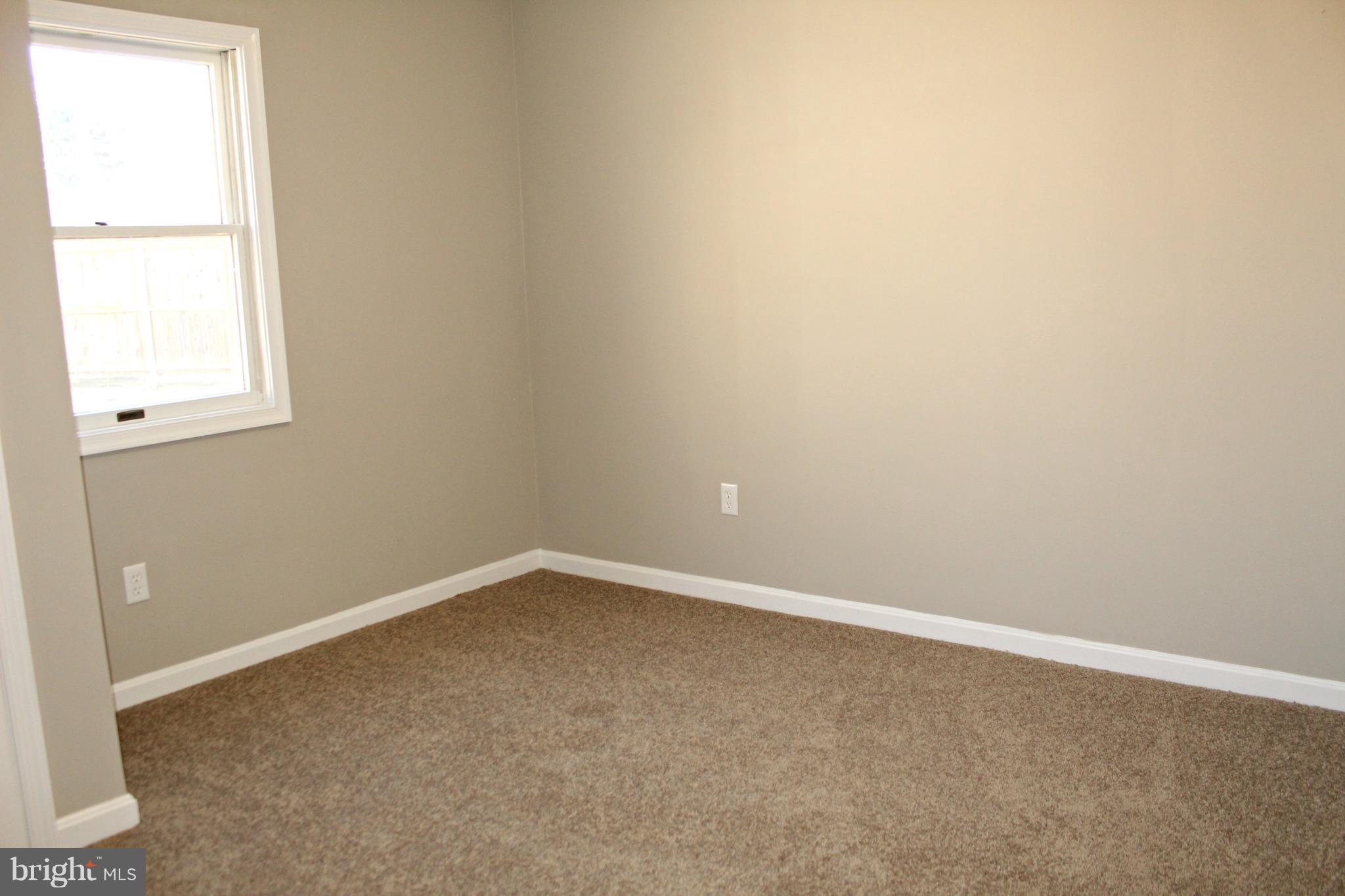 1723 Leslie Road Baltimore, MD 21222 - Photo 16 of 23 New carpet and paint!