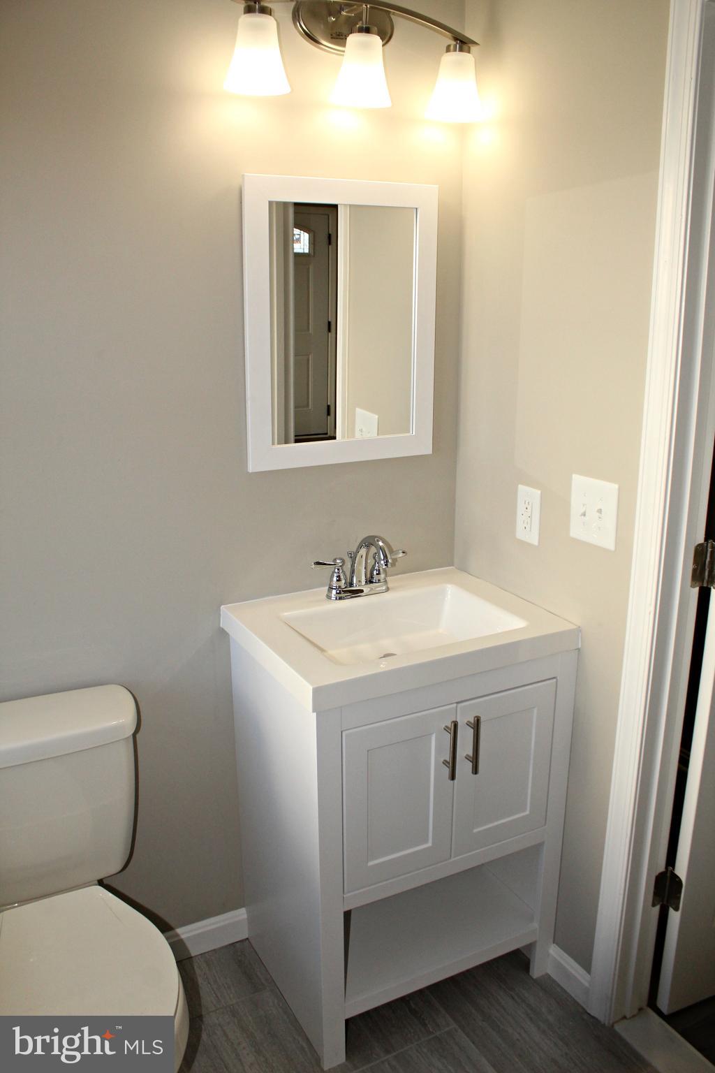 1723 Leslie Road Baltimore, MD 21222 - Photo 19 of 23 Gallery Image 19