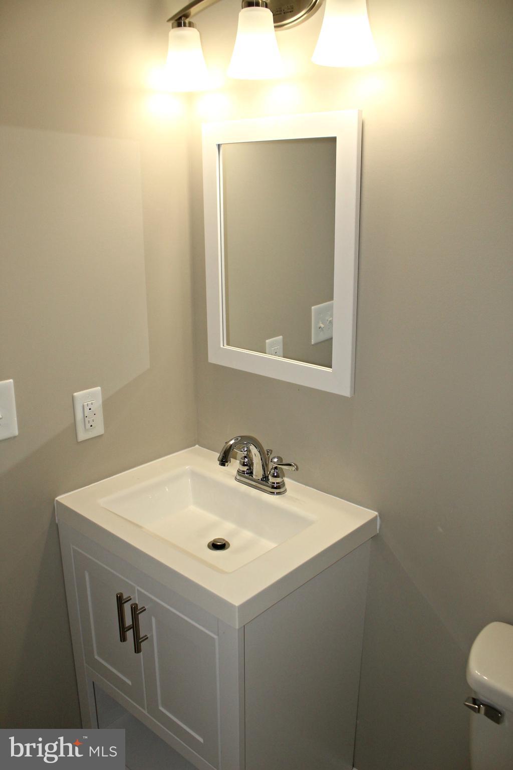 1723 Leslie Road Baltimore, MD 21222 - Photo 20 of 23 Gallery Image 20