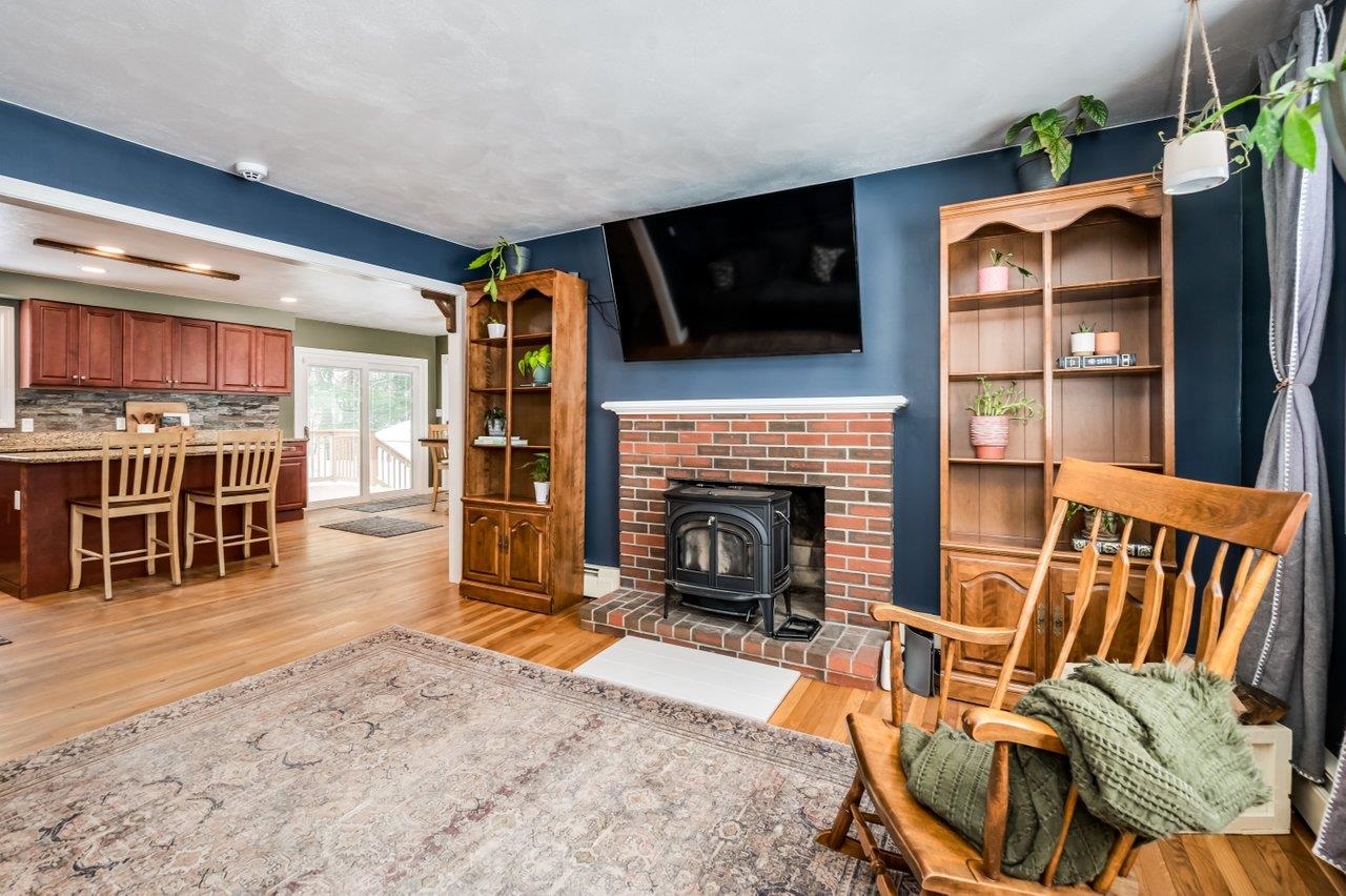 139 Michigan Avenue Manchester, NH 03104 - Photo 11 of 48