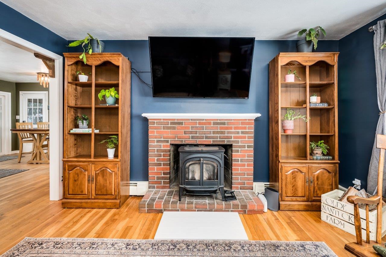 139 Michigan Avenue Manchester, NH 03104 - Photo 12 of 48