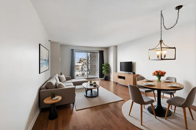 $274,900 | 401 South 1st Street, Unit 215, Minneapolis, MN 55401