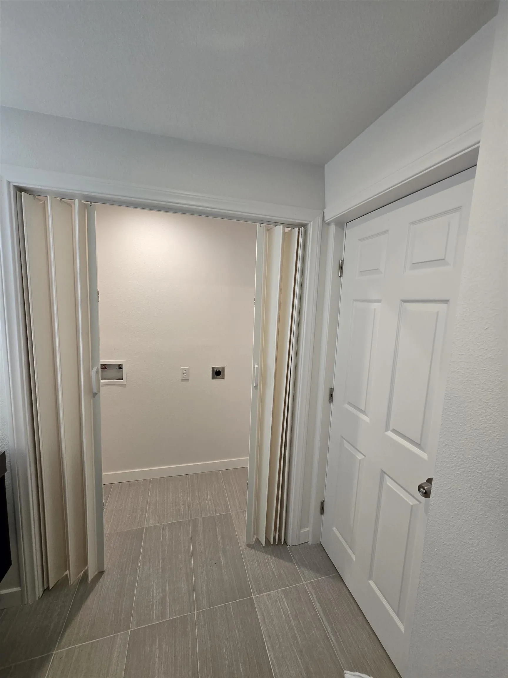 940 South Upas Street Escondido, CA 92025 - Photo 22 of 55 a view of a room