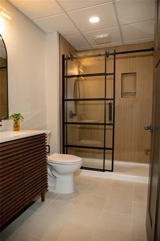 $1,099,000 | 778 Lake Viking Terrace, Altamont, MO 64620