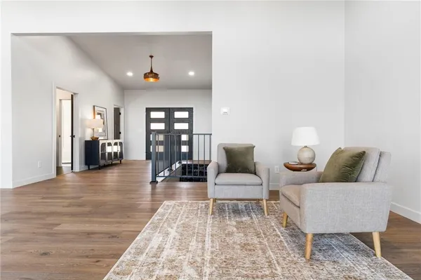 $1,099,000 | 778 Lake Viking Terrace, Altamont, MO 64620