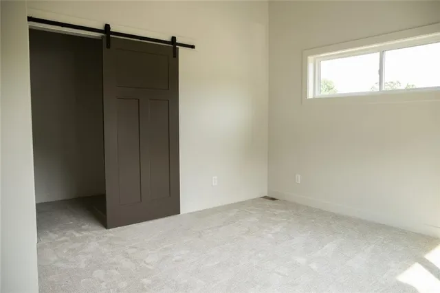 $1,099,000 | 778 Lake Viking Terrace, Altamont, MO 64620