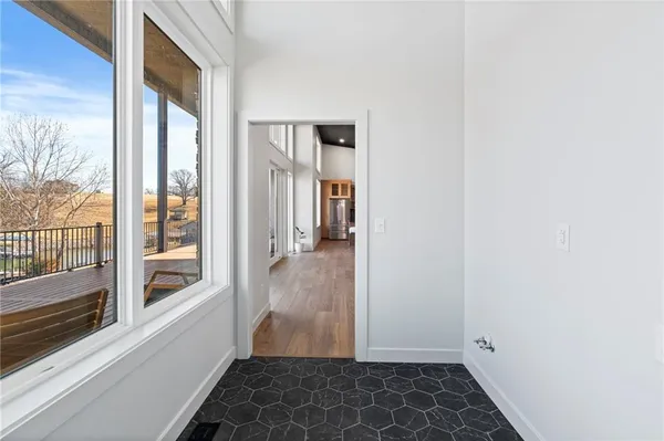 $1,099,000 | 778 Lake Viking Terrace, Altamont, MO 64620