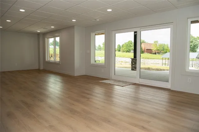 $1,099,000 | 778 Lake Viking Terrace, Altamont, MO 64620