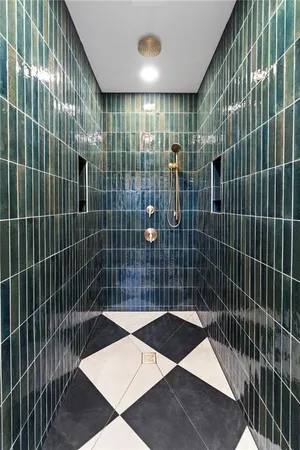 $1,099,000 | 778 Lake Viking Terrace, Altamont, MO 64620