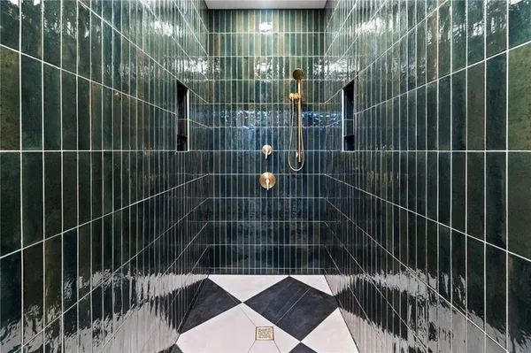 $1,099,000 | 778 Lake Viking Terrace, Altamont, MO 64620