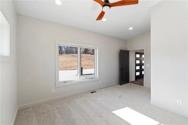 $1,099,000 | 778 Lake Viking Terrace, Altamont, MO 64620