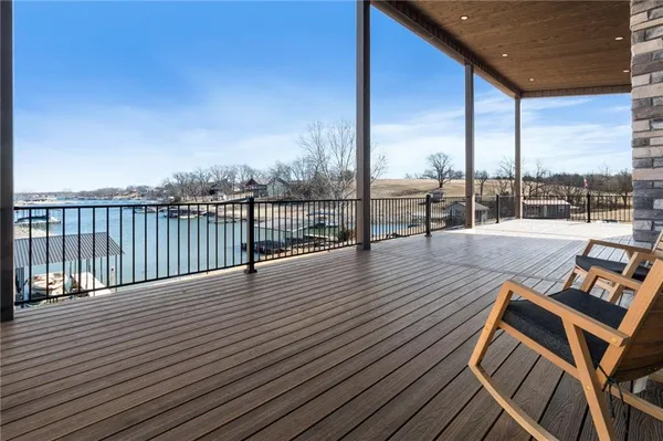 $1,099,000 | 778 Lake Viking Terrace, Altamont, MO 64620