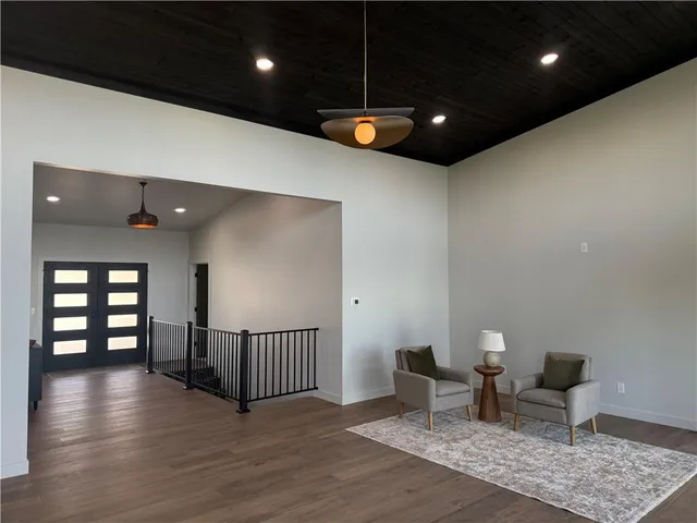 $1,099,000 | 778 Lake Viking Terrace, Altamont, MO 64620