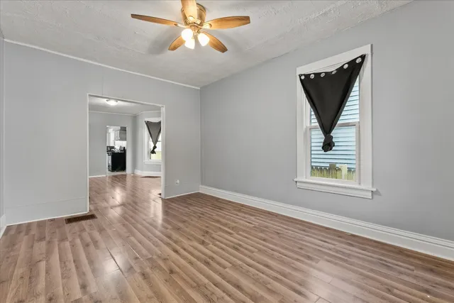 $1,325 | 316 North Hickory Street, Unit 316, Joliet, IL 60435