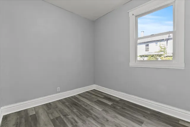 $1,325 | 316 North Hickory Street, Unit 316, Joliet, IL 60435