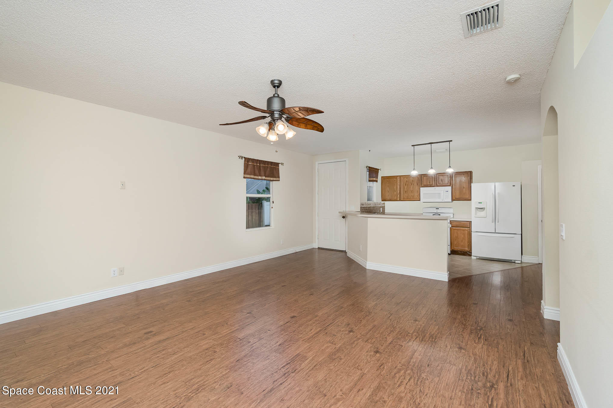 946 Riviera Point Drive Rockledge, FL 32955 - Photo 7 of 24 Squires946RivieraPoiPhotoPack_37-Edit