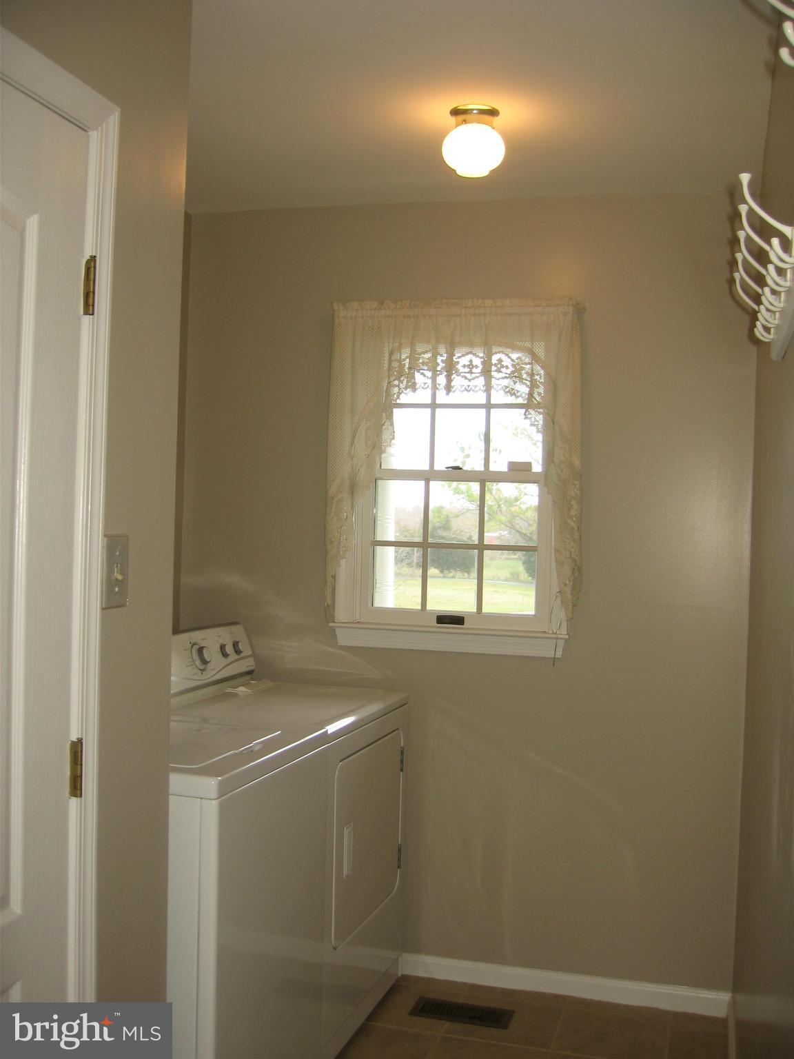 2109 South Childs Road Kearneysville, WV 25430 - Photo 11 of 30 Interior (General)