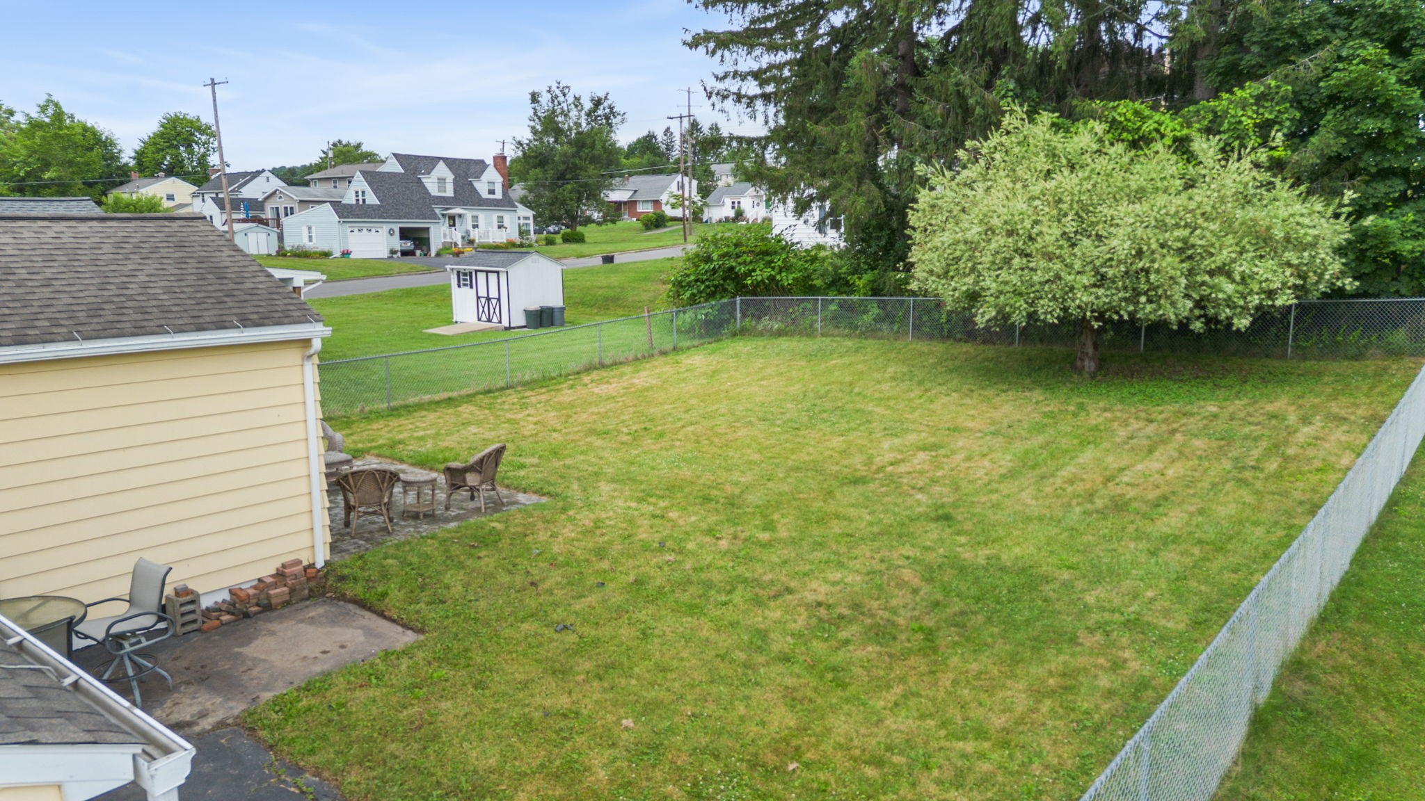2803 Country Club Road Endicott, NY 13760 - Photo 3 of 26