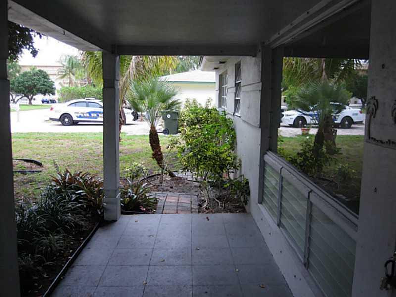 470 Northeast 29th Street Boca Raton, FL 33431 - Photo 3 of 26 Exterior Front