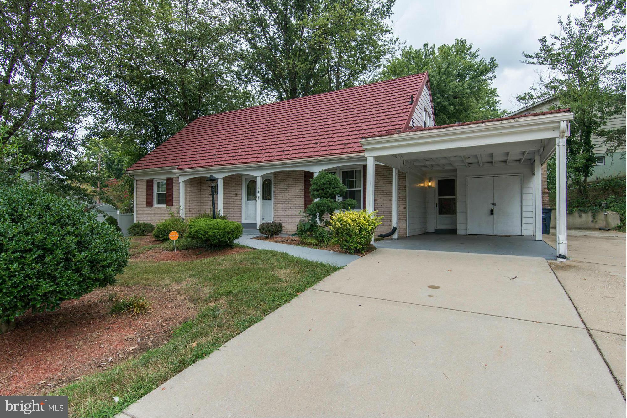 2401 Kingsway Road Fort Washington, MD 20744 - Photo 1 of 29 Exterior (Front)