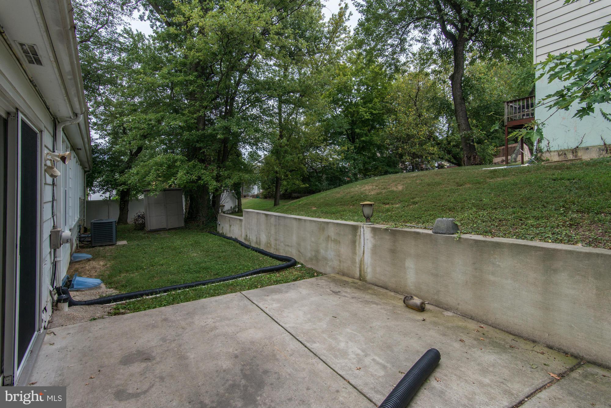2401 Kingsway Road Fort Washington, MD 20744 - Photo 26 of 29 Exterior (Rear)