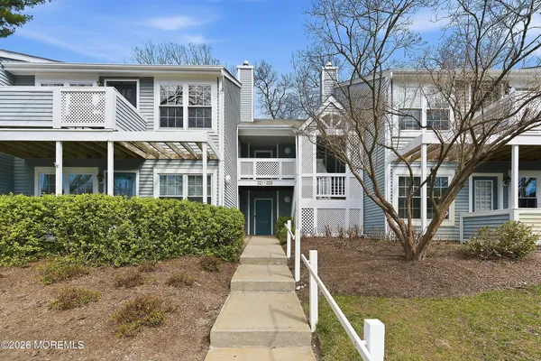 $2,700 | 327 Sequoia Court, Howell, NJ 07731