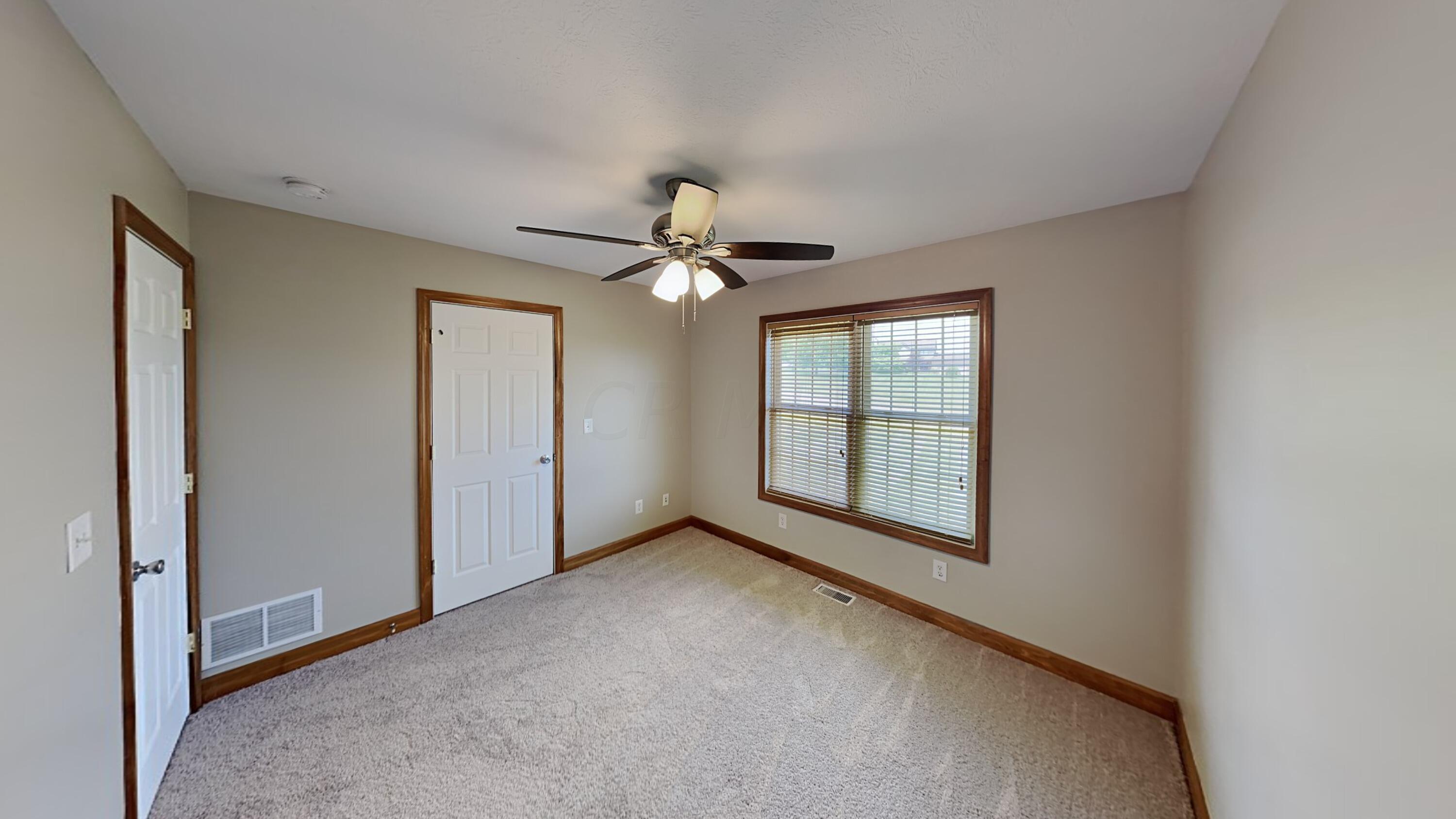 6733 Coonpath Road Northeast Lancaster, OH 43130 - Photo 12 of 21 11_Image_tU5iH7G7bV