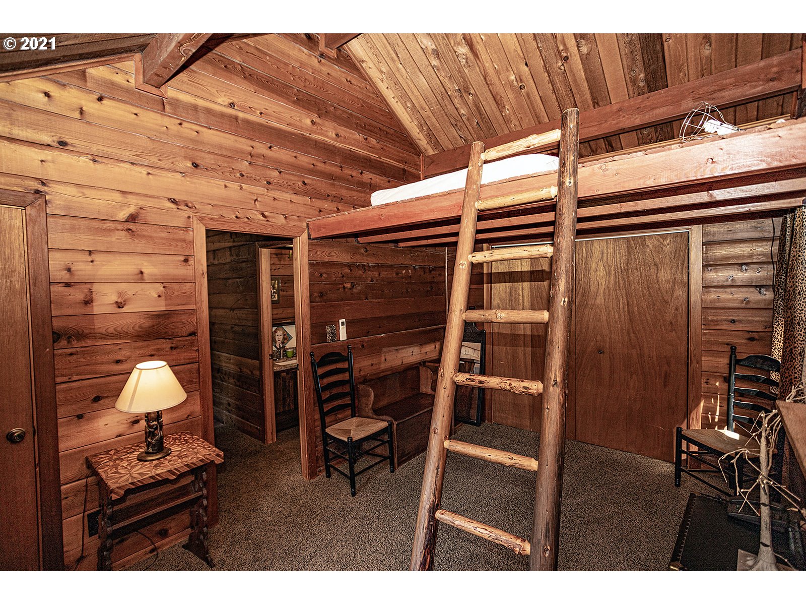 2050 Mosier Creek Road Mosier, OR 97040 - Photo 22 of 32 Gallery Image 22