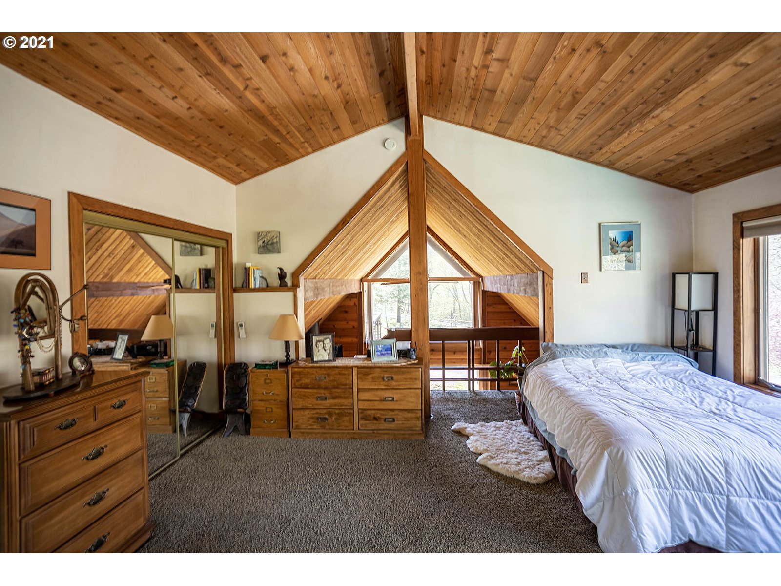 2050 Mosier Creek Road Mosier, OR 97040 - Photo 25 of 32 Gallery Image 25