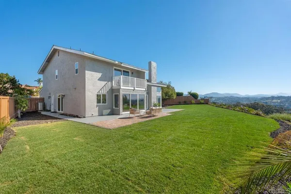 $2,495,000 | 201 Meadow Vista Way, Encinitas, CA 92024