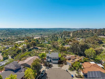 $2,495,000 | 201 Meadow Vista Way, Encinitas, CA 92024