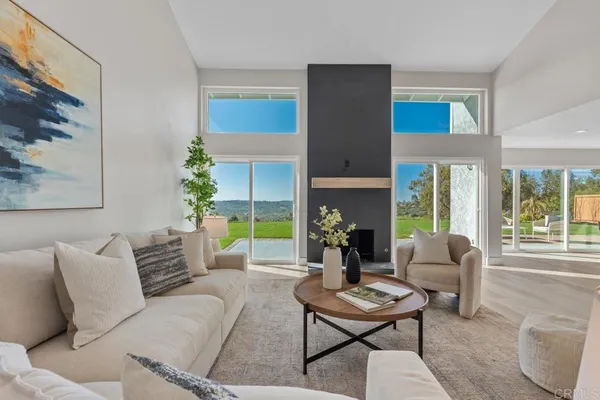 $2,495,000 | 201 Meadow Vista Way, Encinitas, CA 92024