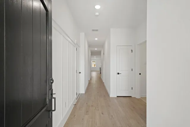 $342,900 | 4711 Bay Vista Drive, Baytown, TX 77523