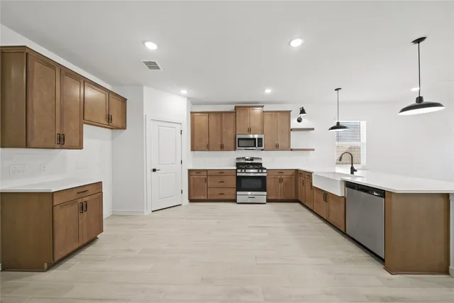 $342,900 | 4711 Bay Vista Drive, Baytown, TX 77523