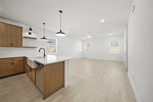 $342,900 | 4711 Bay Vista Drive, Baytown, TX 77523