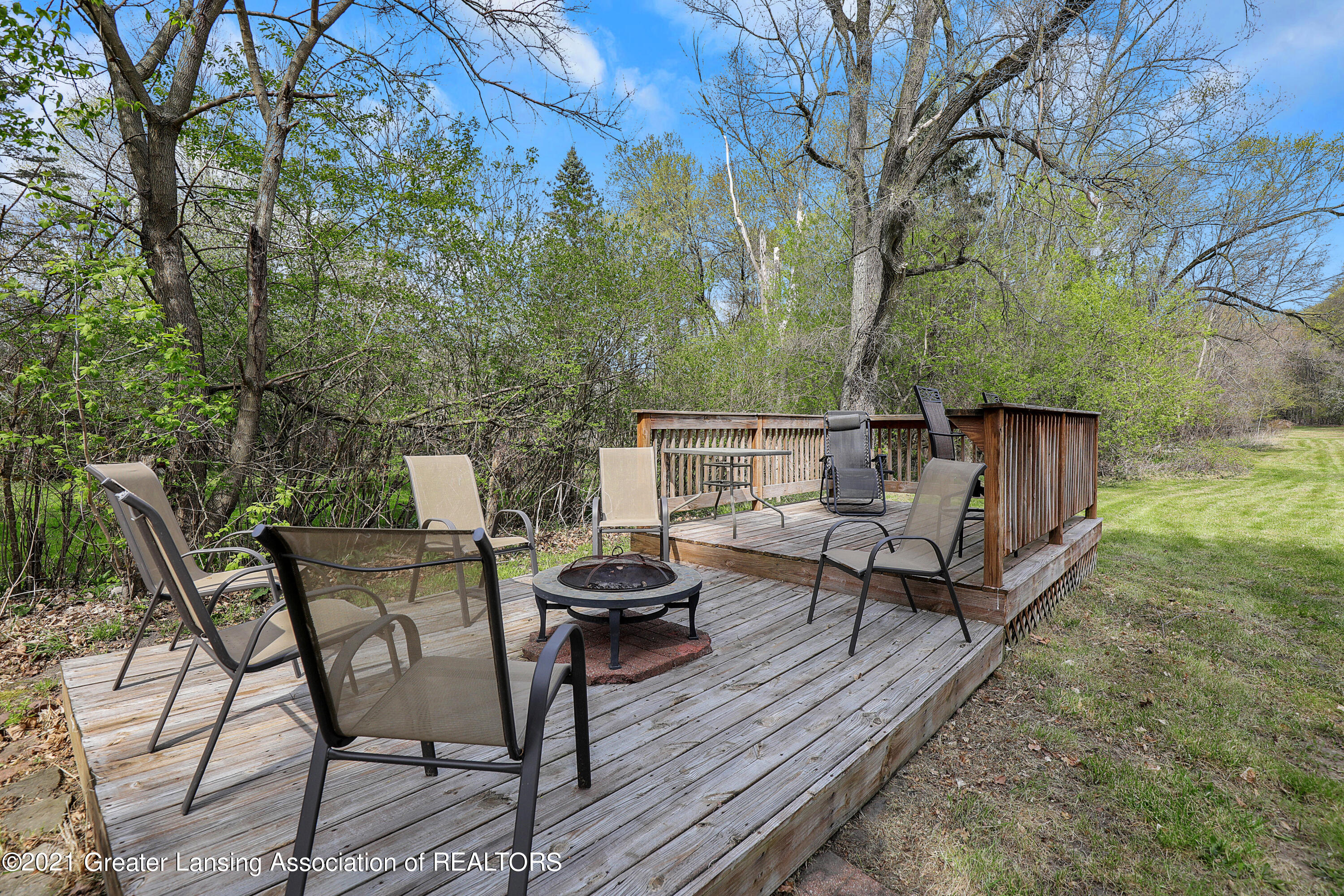 6823 Cooper Road Lansing, MI 48911 - Photo 25 of 30 9I3A9190