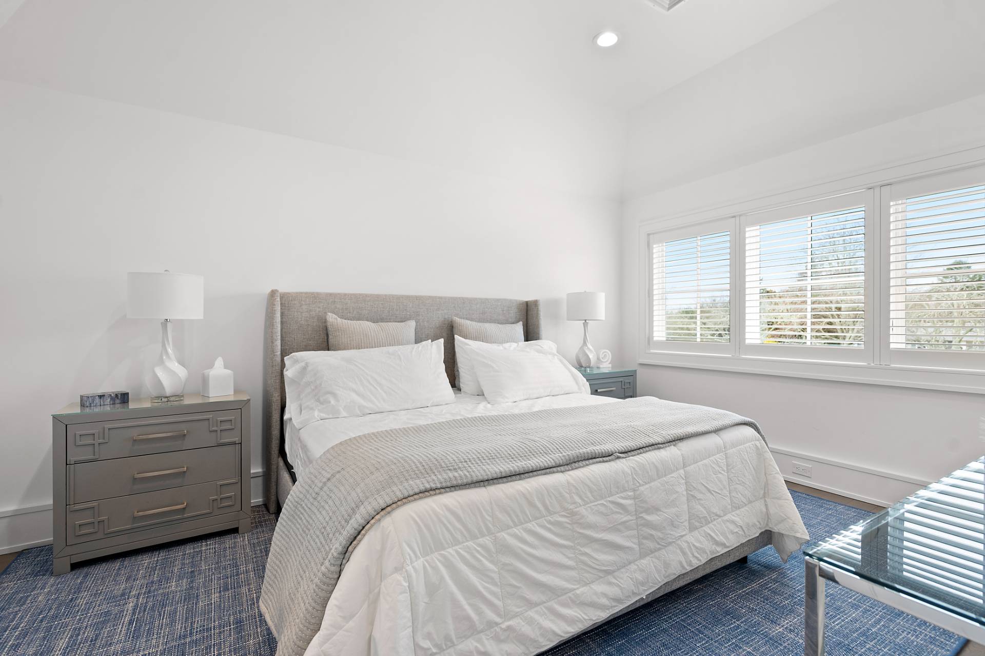 135 Hildreth Lane Bridgehampton, NY 11932 - Photo 25 of 38 a bedroom with a bed and a window