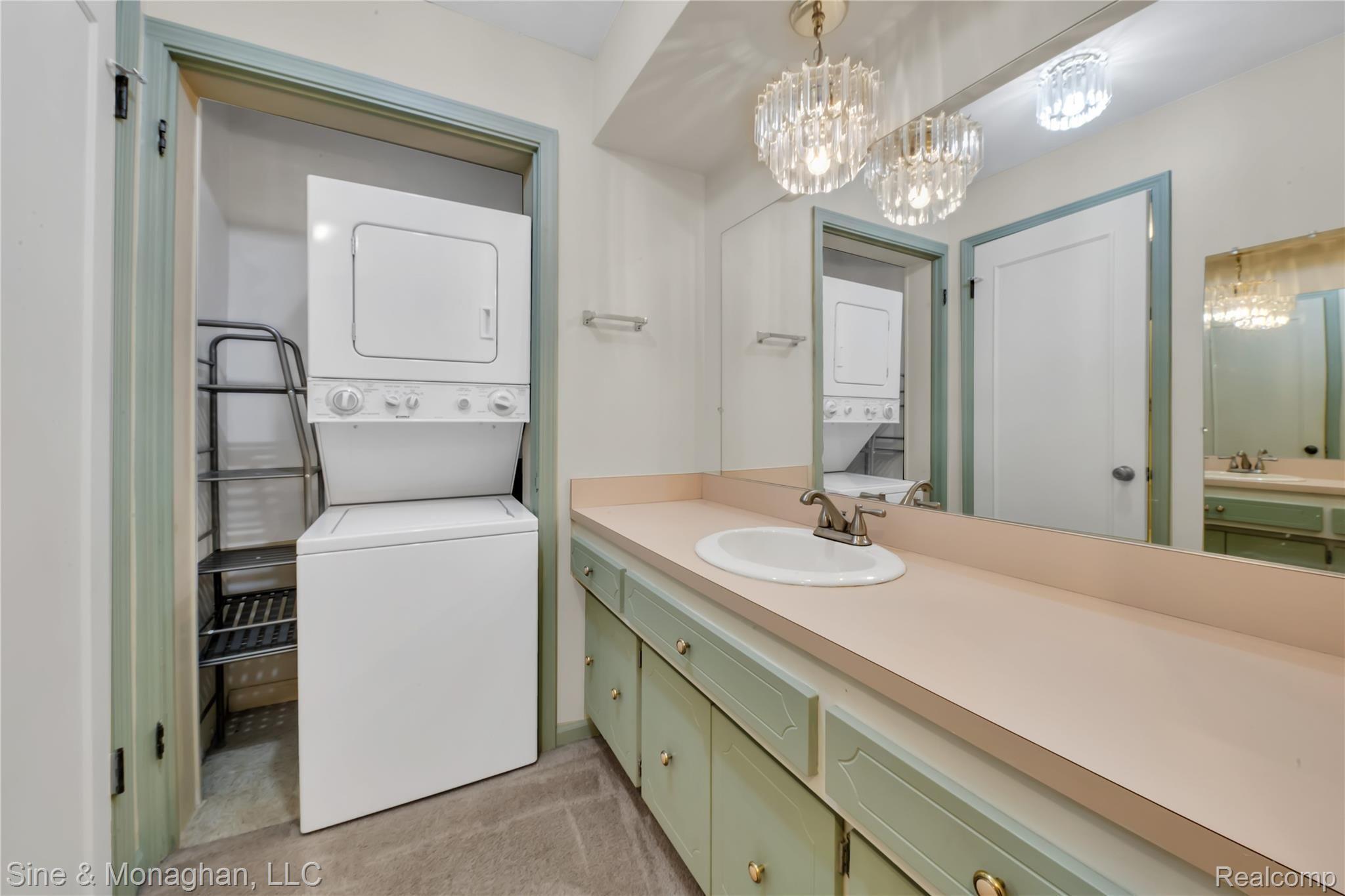 1750 Vernier Road, Unit 19 Grosse Pointe, MI 48236 - Photo 16 of 24 1750 Vernier Rd Apt #19 - HD Drone Photography-20.jpg