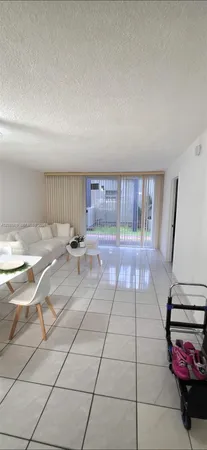 $2,300 | 10000 Northwest 80th Court, Unit 2149, Hialeah Gardens, FL 33016