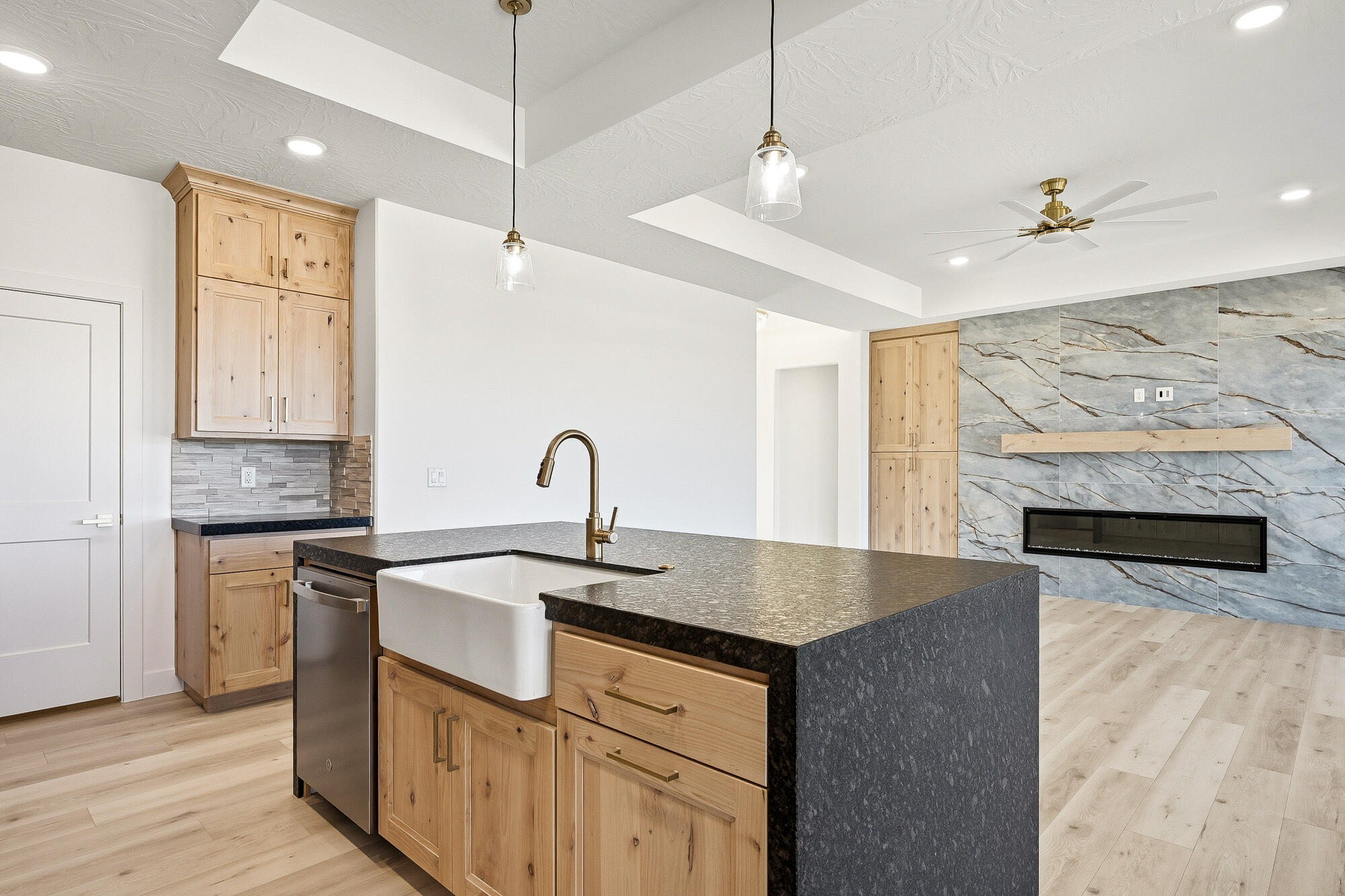 4192 West Midvalley Road Cedar City, UT 84721 - Photo 16 of 59 4192 W Midvalley Updates-21