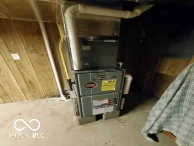 $78,900 | 228 North Meridian Street, Dunkirk, IN 47336