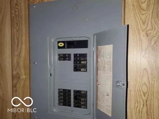 $78,900 | 228 North Meridian Street, Dunkirk, IN 47336