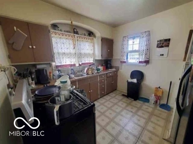 228 North Meridian Street Dunkirk, IN 47336 - Photo 8 of 15